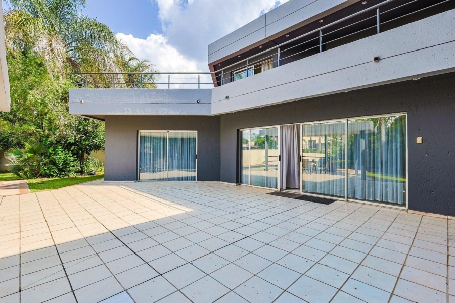 To Let 4 Bedroom Property for Rent in Silver Lakes Gauteng