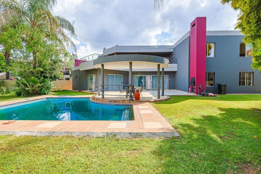 To Let 4 Bedroom Property for Rent in Silver Lakes Gauteng