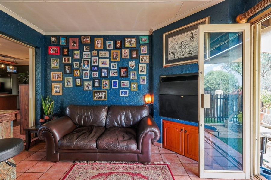 4 Bedroom Property for Sale in Erasmuskloof Gauteng