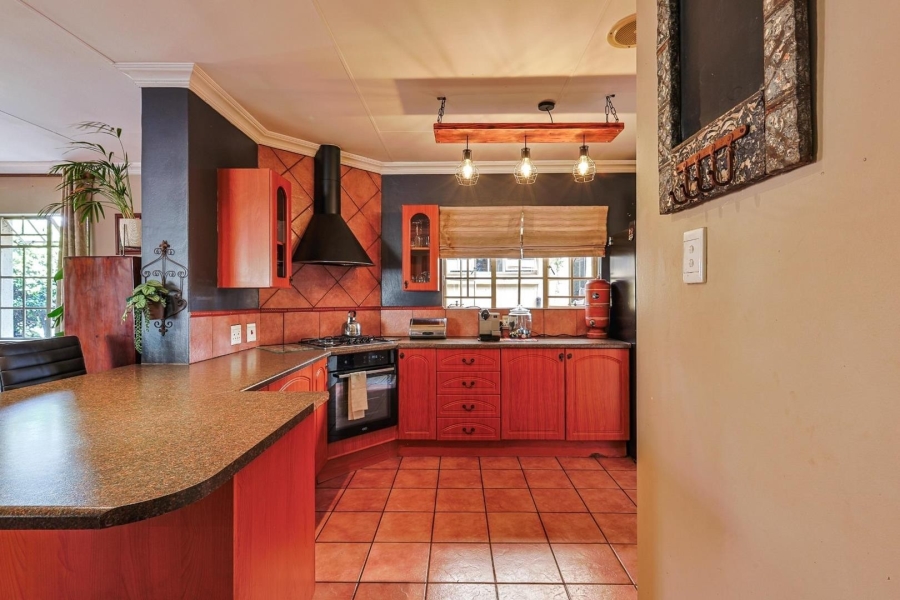 4 Bedroom Property for Sale in Erasmuskloof Gauteng