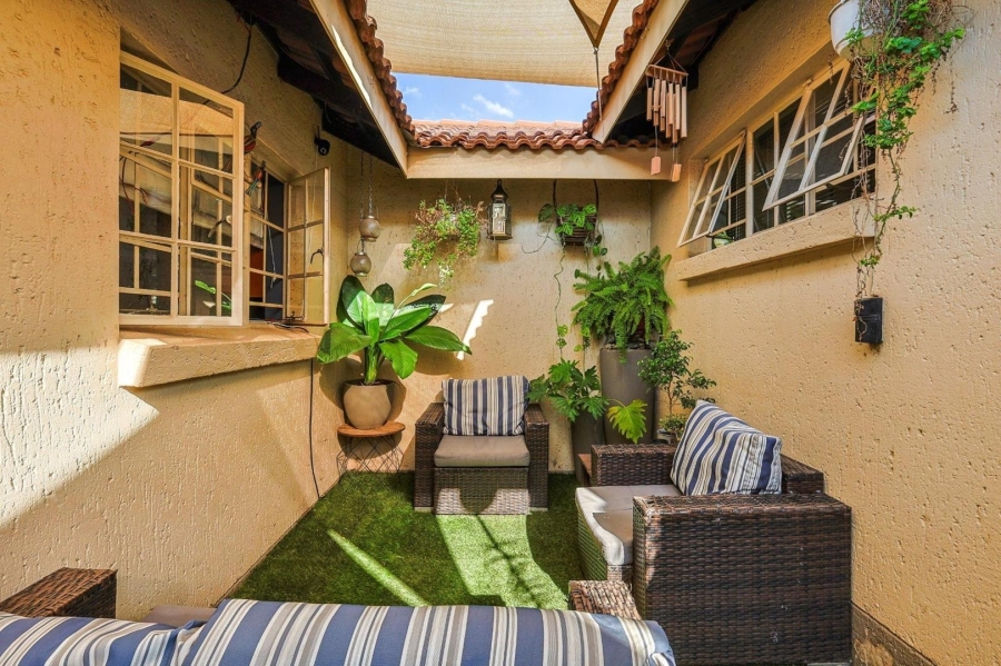 4 Bedroom Property for Sale in Erasmuskloof Gauteng