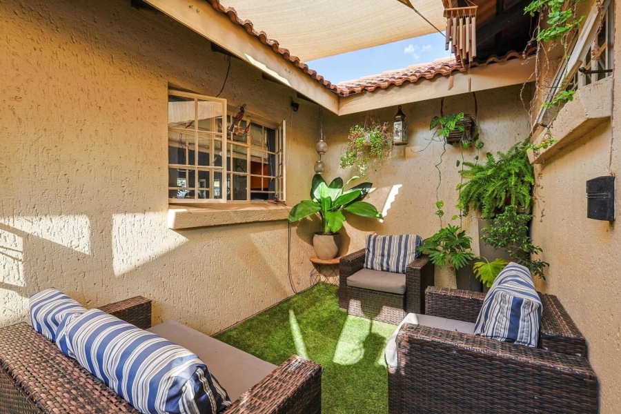 4 Bedroom Property for Sale in Erasmuskloof Gauteng