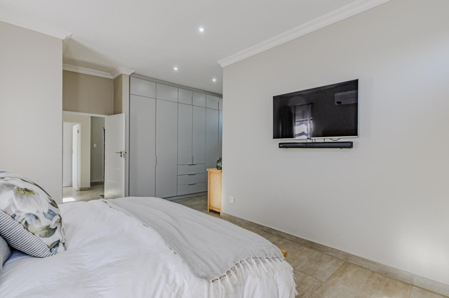 3 Bedroom Property for Sale in Olympus AH Gauteng