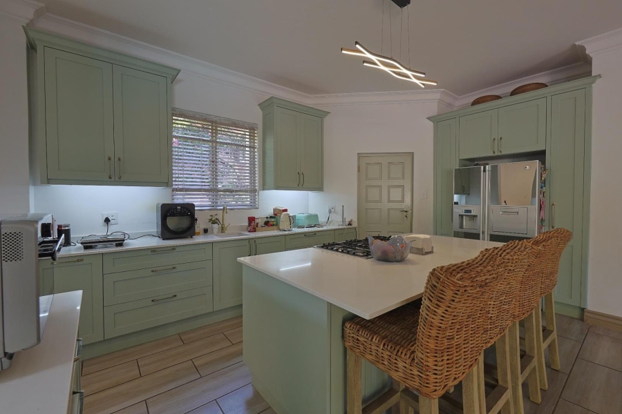 4 Bedroom Property for Sale in Boardwalk Manor Gauteng