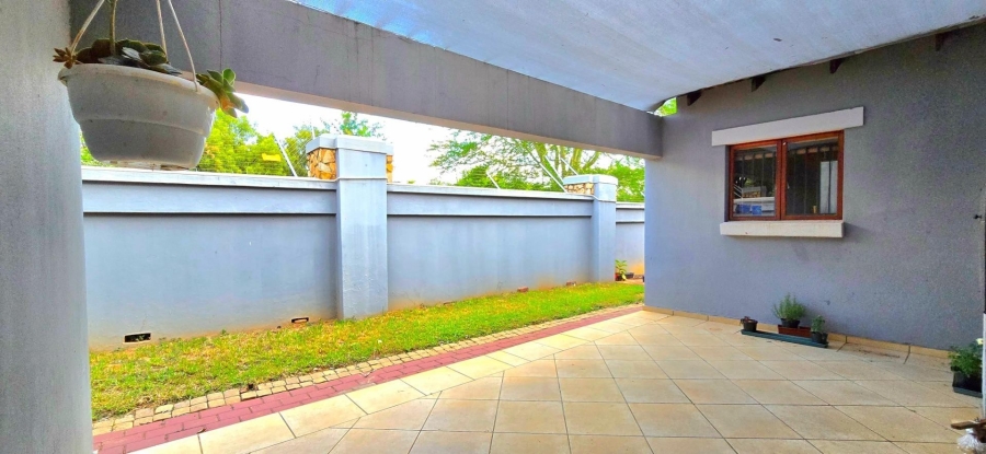 4 Bedroom Property for Sale in Olympus AH Gauteng