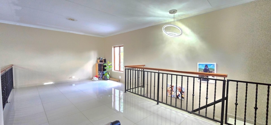4 Bedroom Property for Sale in Olympus AH Gauteng
