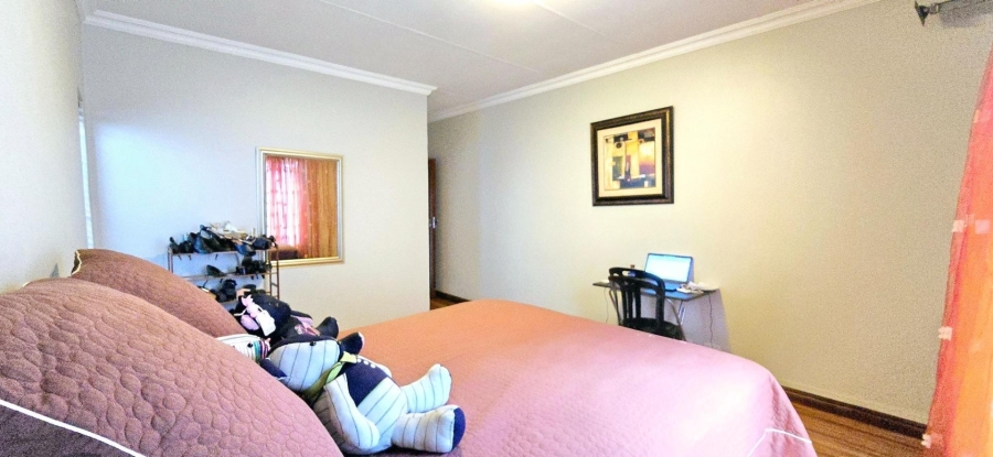 4 Bedroom Property for Sale in Olympus AH Gauteng