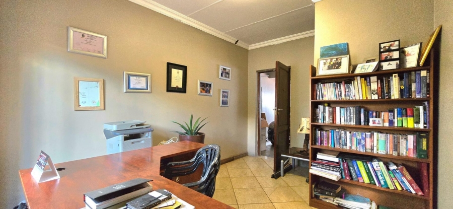 4 Bedroom Property for Sale in Olympus AH Gauteng
