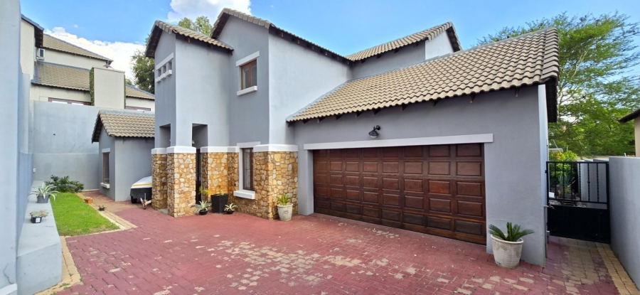 4 Bedroom Property for Sale in Olympus AH Gauteng