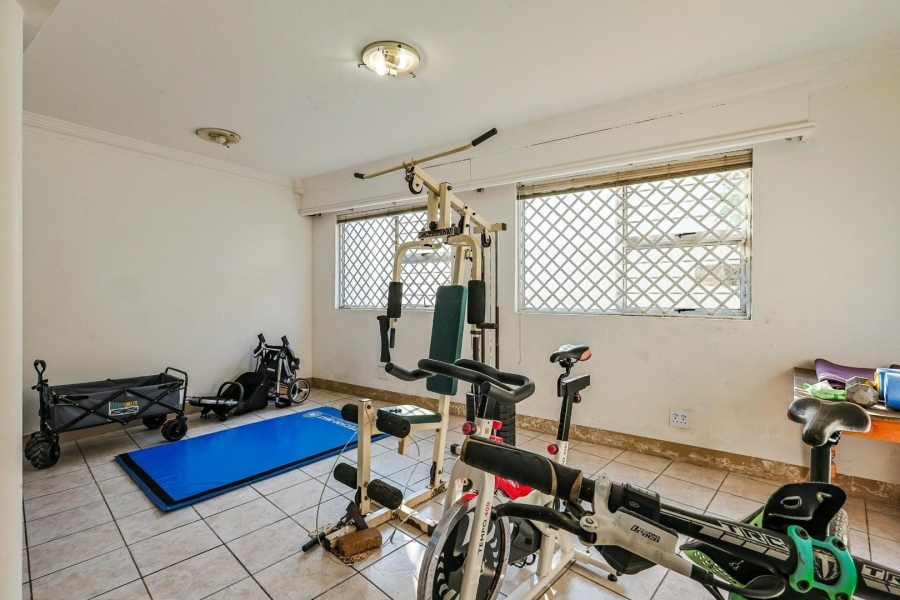 5 Bedroom Property for Sale in Waterkloof Ridge Gauteng