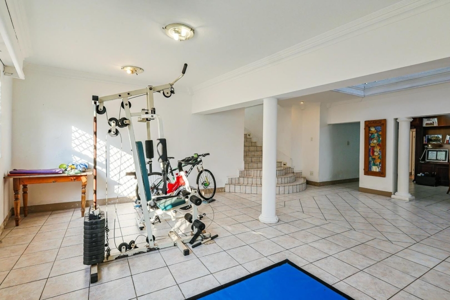 5 Bedroom Property for Sale in Waterkloof Ridge Gauteng