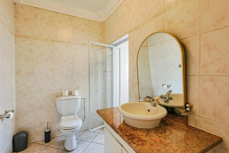 5 Bedroom Property for Sale in Waterkloof Ridge Gauteng