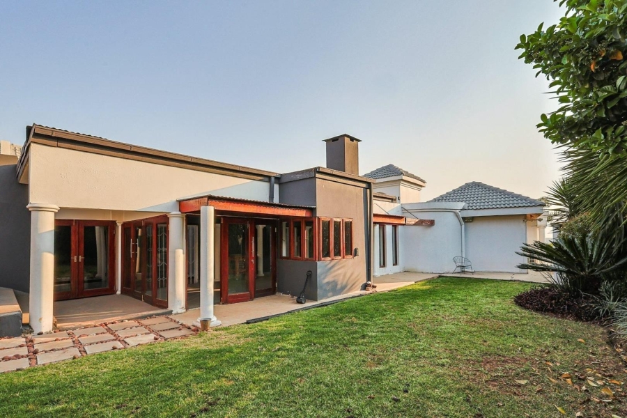 5 Bedroom Property for Sale in Waterkloof Ridge Gauteng