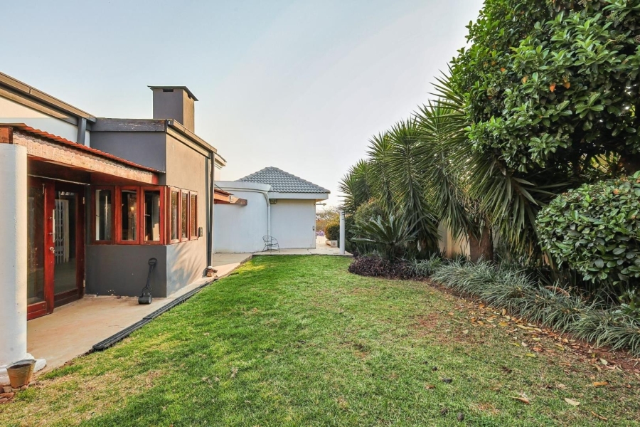 5 Bedroom Property for Sale in Waterkloof Ridge Gauteng