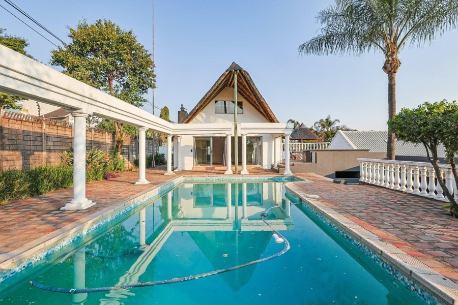 5 Bedroom Property for Sale in Waterkloof Ridge Gauteng