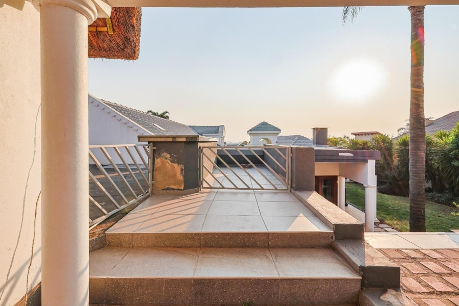 5 Bedroom Property for Sale in Waterkloof Ridge Gauteng
