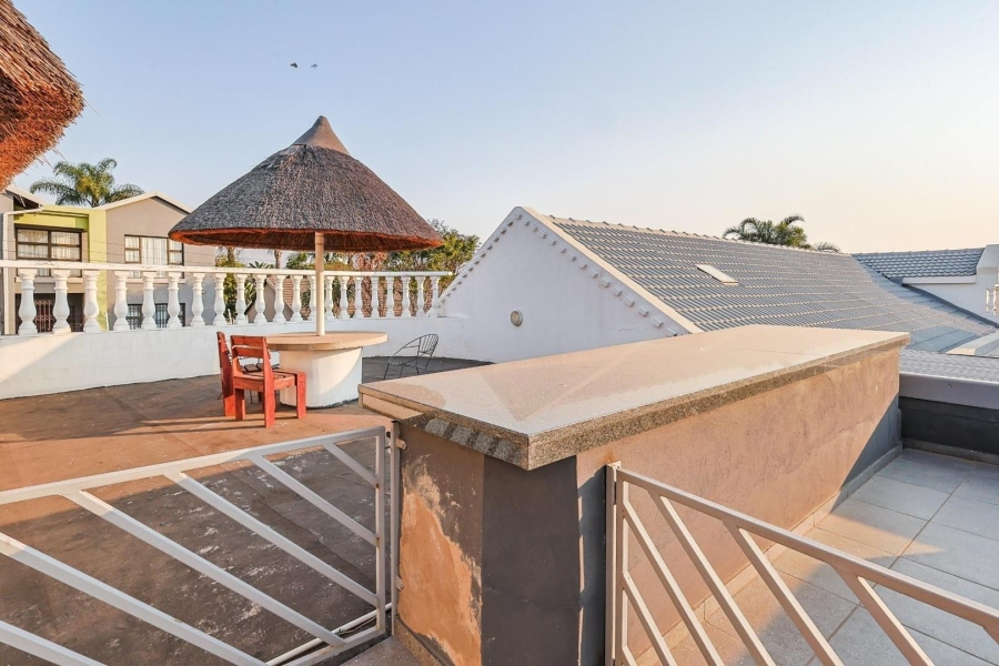 5 Bedroom Property for Sale in Waterkloof Ridge Gauteng