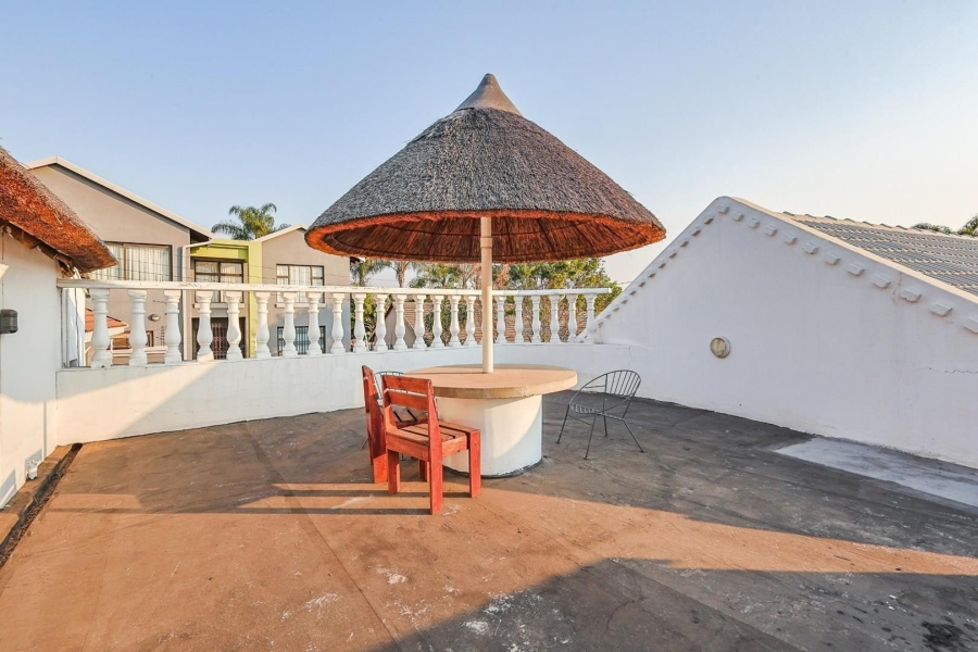 5 Bedroom Property for Sale in Waterkloof Ridge Gauteng