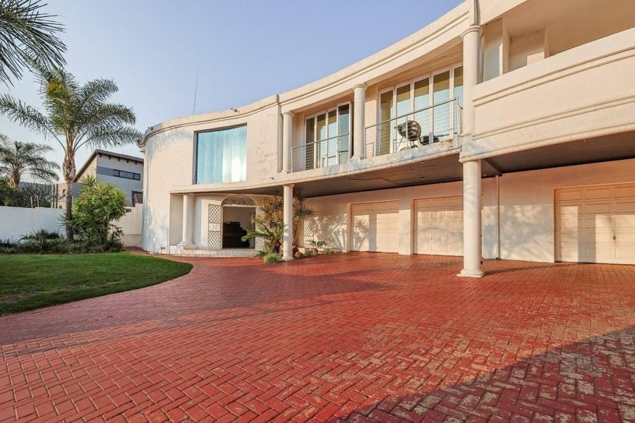 5 Bedroom Property for Sale in Waterkloof Ridge Gauteng