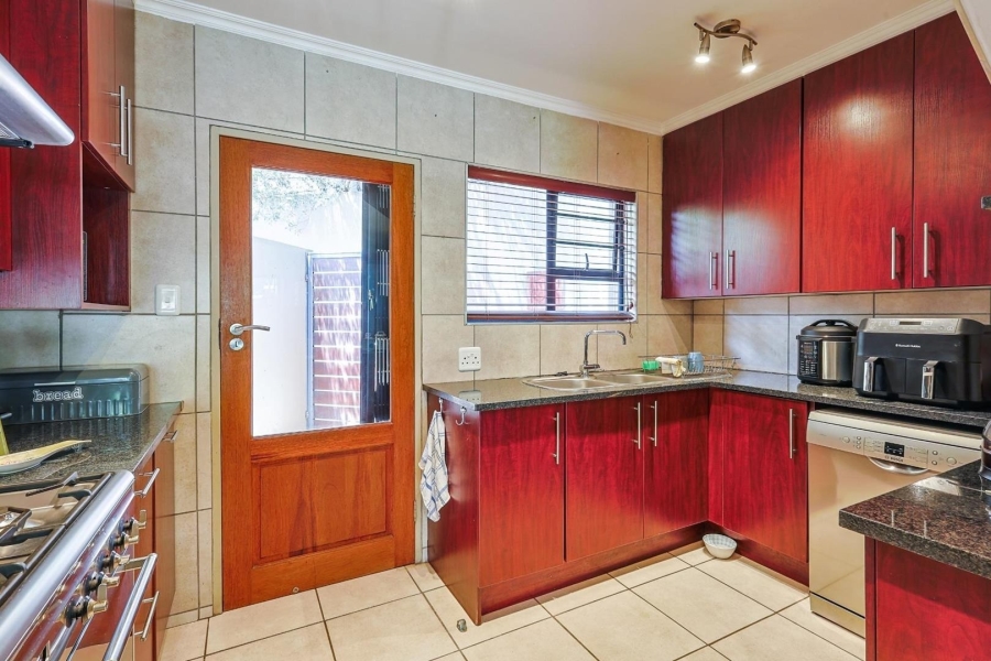 3 Bedroom Property for Sale in Olympus AH Gauteng