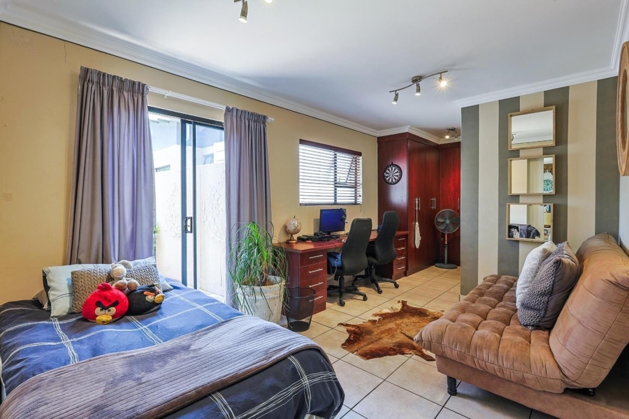 3 Bedroom Property for Sale in Olympus AH Gauteng