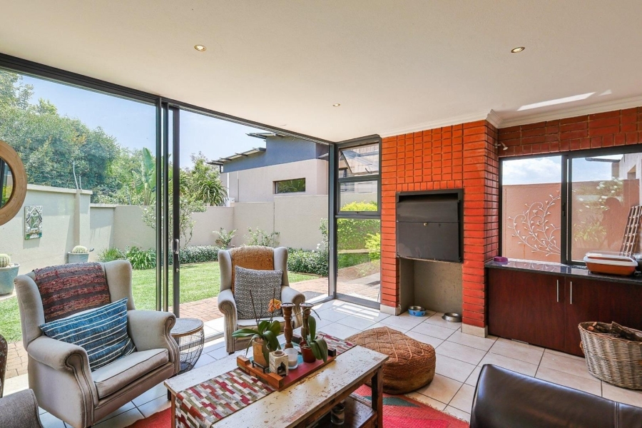 3 Bedroom Property for Sale in Olympus AH Gauteng