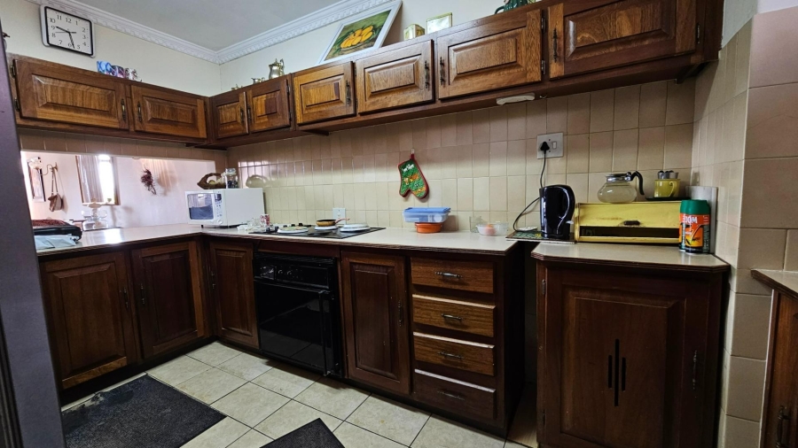2 Bedroom Property for Sale in Pretoria Central Gauteng