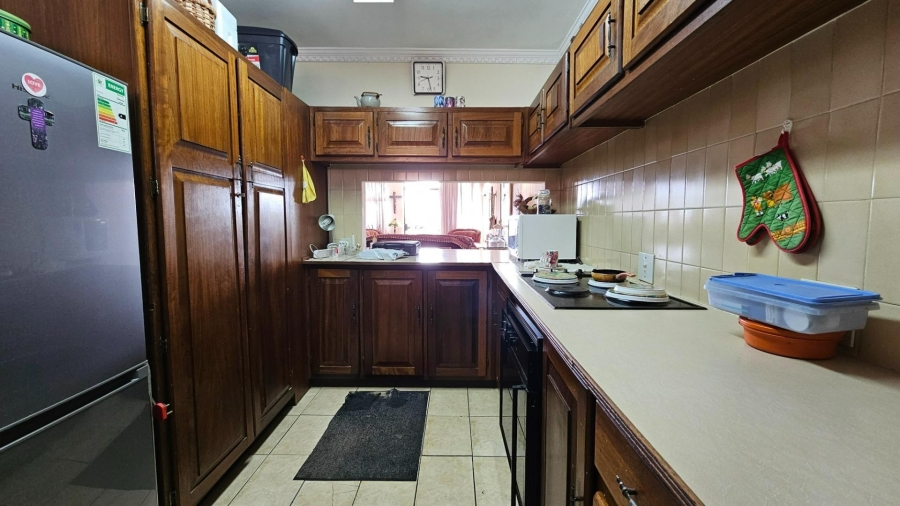 2 Bedroom Property for Sale in Pretoria Central Gauteng
