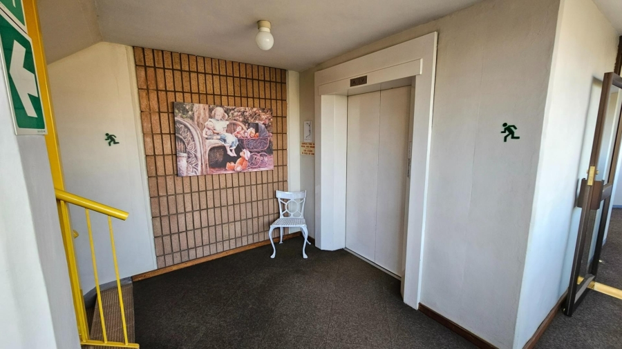 2 Bedroom Property for Sale in Pretoria Central Gauteng