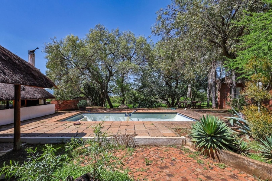 Commercial Property for Sale in Kameeldrift West Gauteng