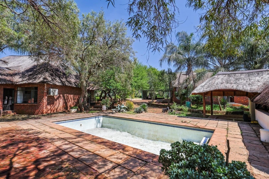 Commercial Property for Sale in Kameeldrift West Gauteng