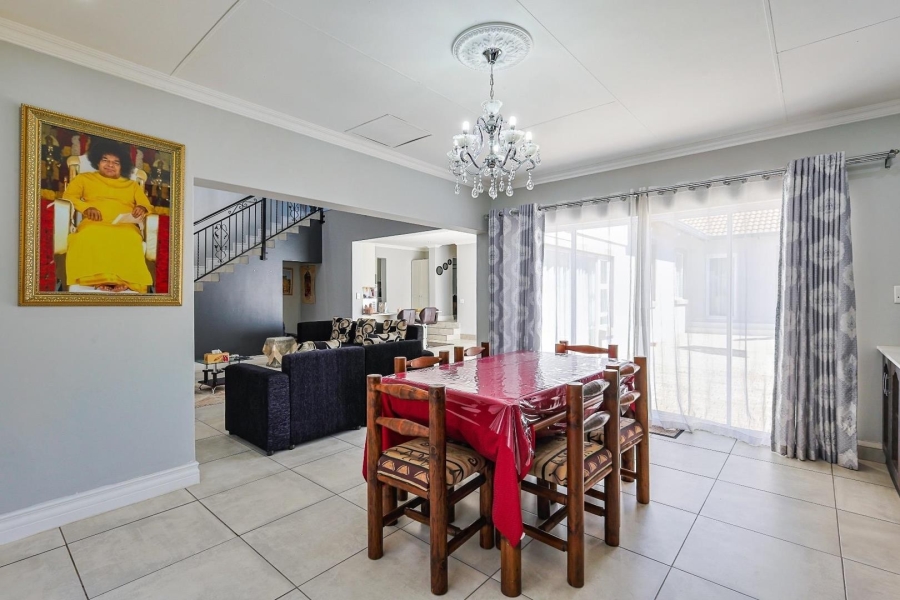 5 Bedroom Property for Sale in Country View Estate Gauteng