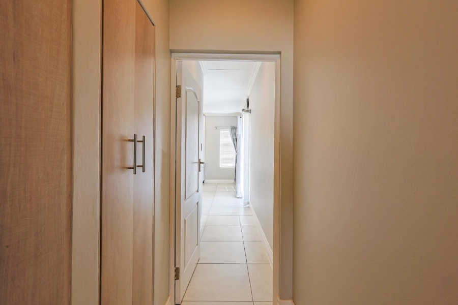 5 Bedroom Property for Sale in Country View Estate Gauteng