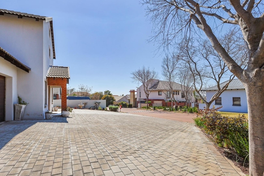 5 Bedroom Property for Sale in Country View Estate Gauteng