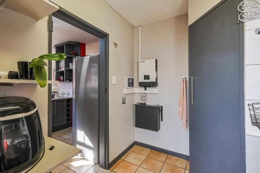 4 Bedroom Property for Sale in Val de Grace Gauteng