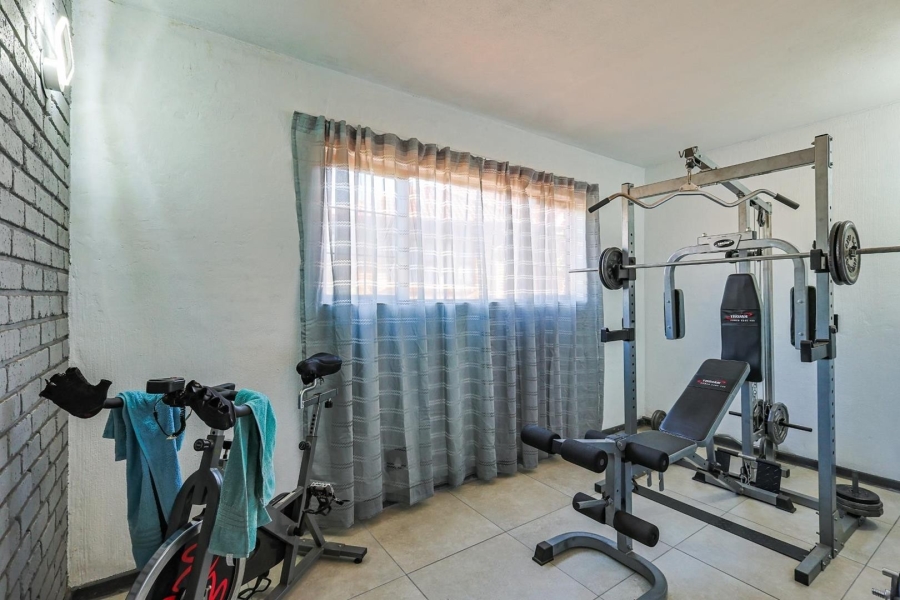 4 Bedroom Property for Sale in Val de Grace Gauteng