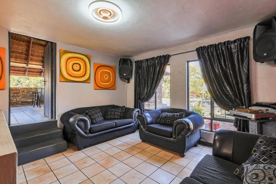 4 Bedroom Property for Sale in Val de Grace Gauteng