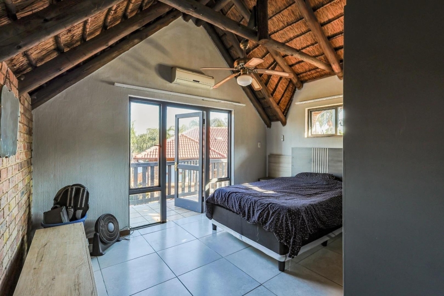 4 Bedroom Property for Sale in Val de Grace Gauteng