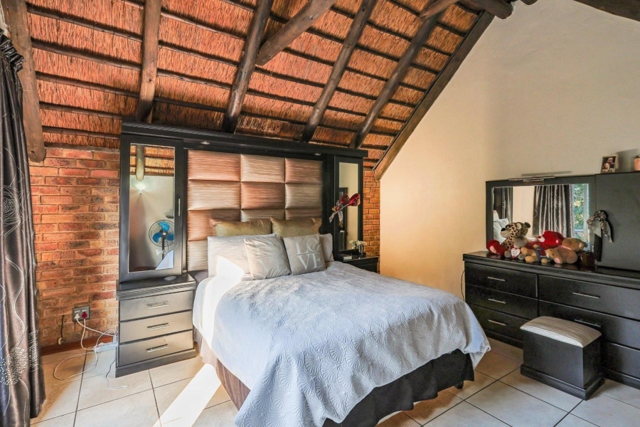 4 Bedroom Property for Sale in Val de Grace Gauteng