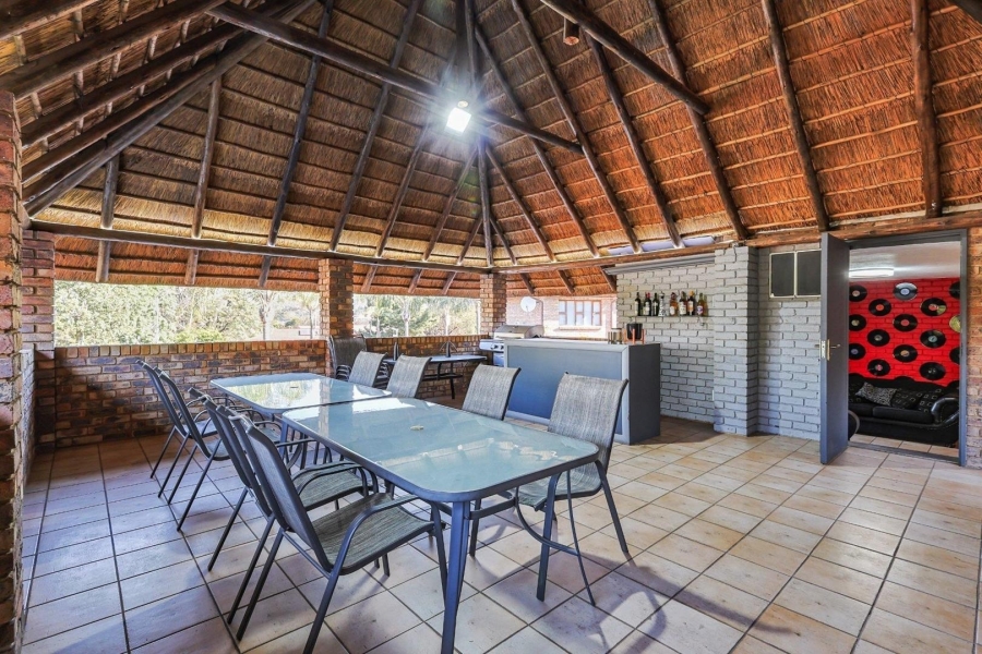 4 Bedroom Property for Sale in Val de Grace Gauteng