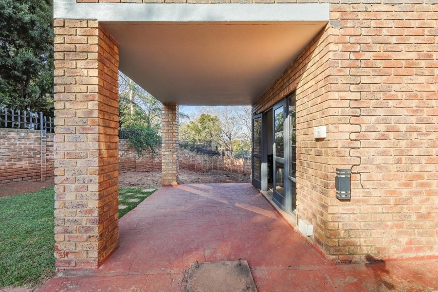 4 Bedroom Property for Sale in Val de Grace Gauteng