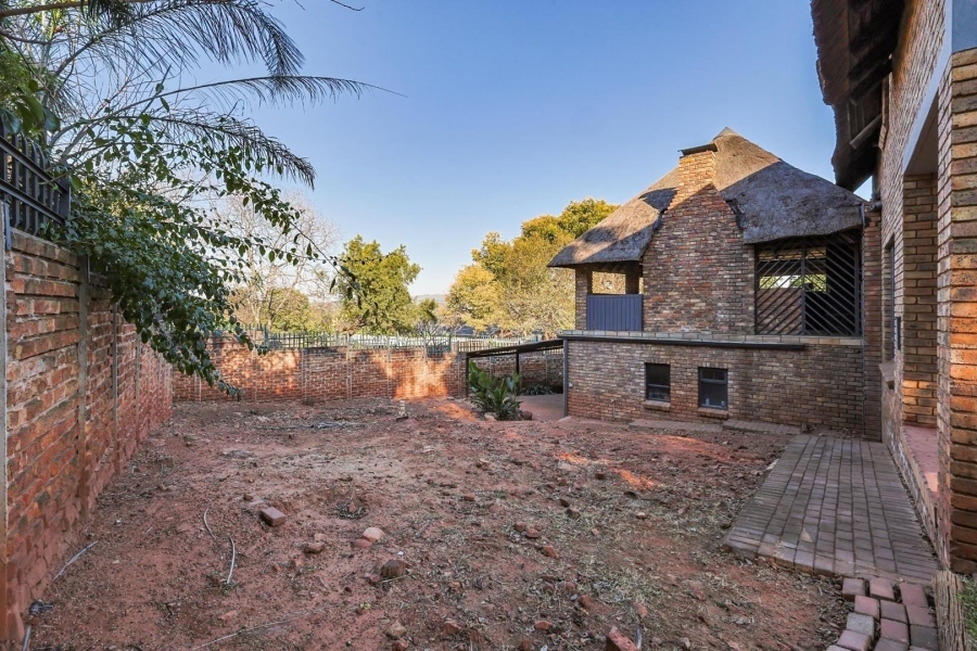 4 Bedroom Property for Sale in Val de Grace Gauteng