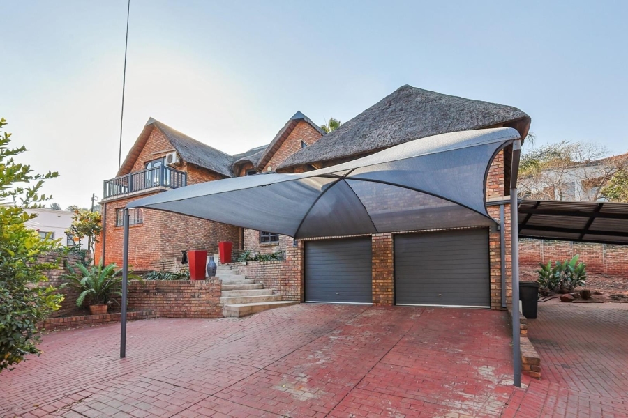4 Bedroom Property for Sale in Val de Grace Gauteng