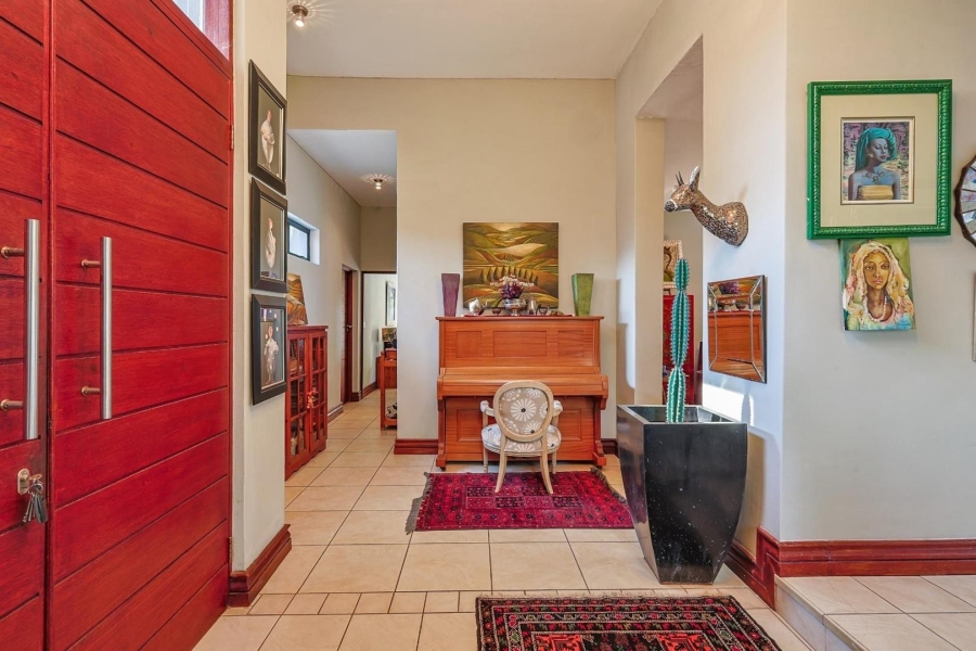 5 Bedroom Property for Sale in The Wilds Gauteng