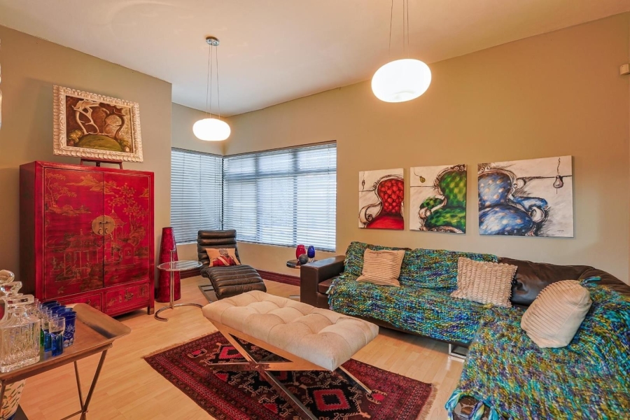 5 Bedroom Property for Sale in The Wilds Gauteng