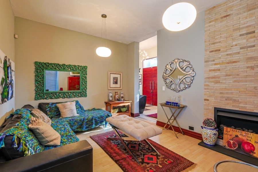 5 Bedroom Property for Sale in The Wilds Gauteng