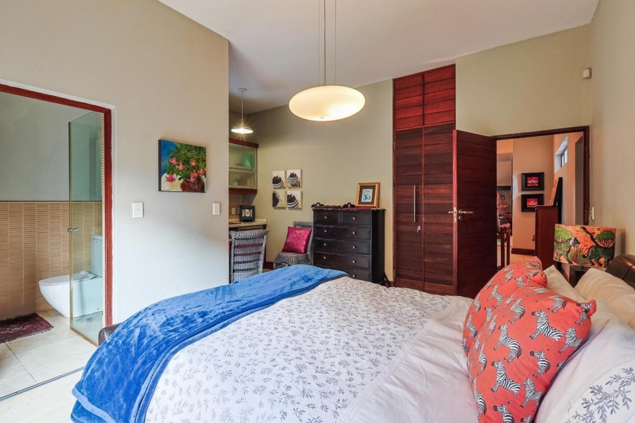 5 Bedroom Property for Sale in The Wilds Gauteng