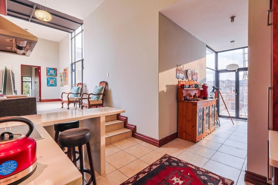 5 Bedroom Property for Sale in The Wilds Gauteng