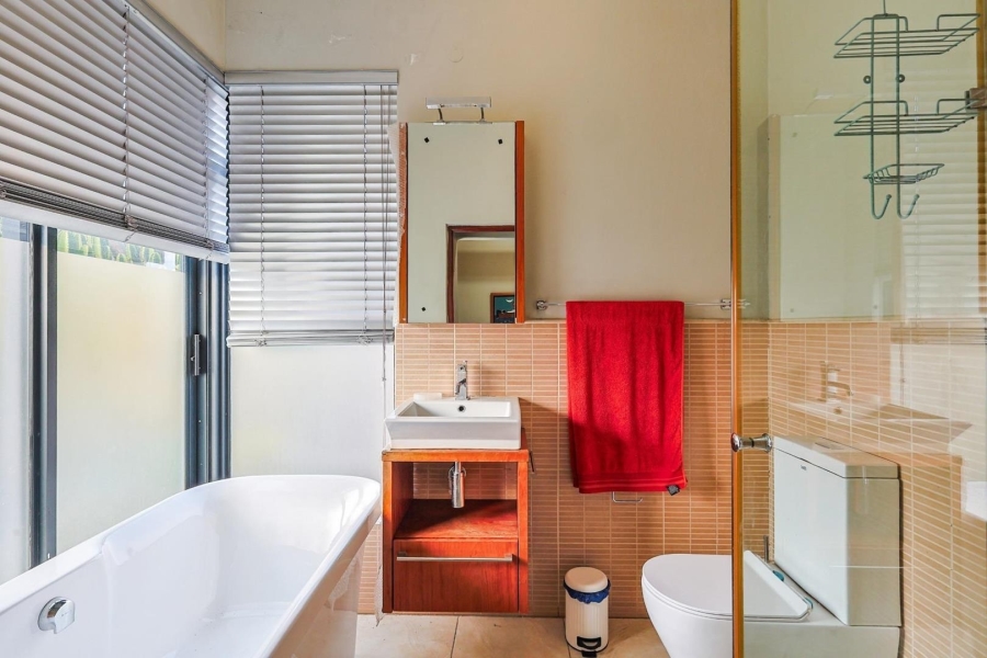 5 Bedroom Property for Sale in The Wilds Gauteng