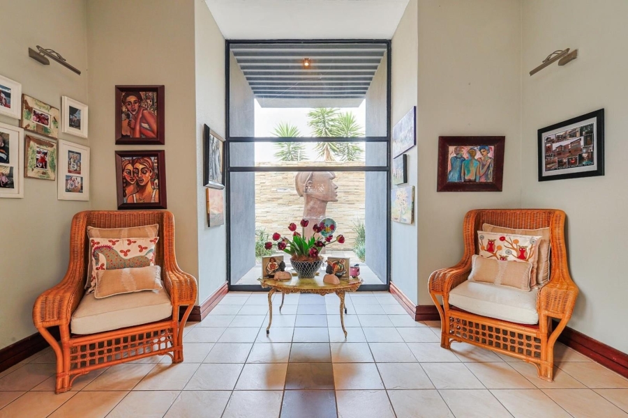 5 Bedroom Property for Sale in The Wilds Gauteng